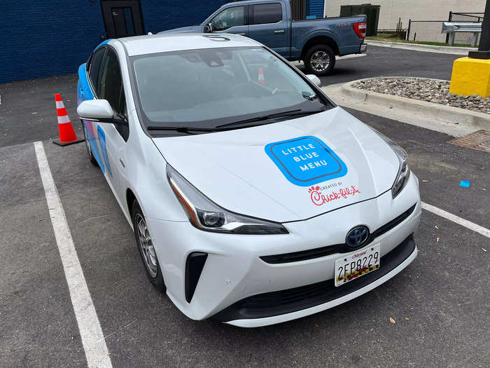 While I waited for my order, I noticed this Little Blue Menu-branded delivery car.