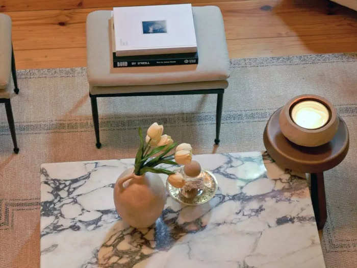 Marble plinth table