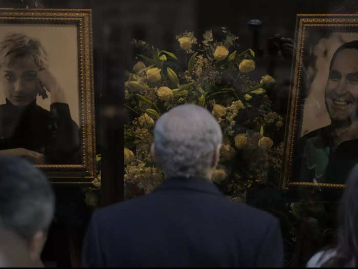 Elsewhere in the episode, Mohammed Al-Fayed is shown unveiling a special tribute to Diana and his son, Dodi Fayed, in the windows of Harrods.