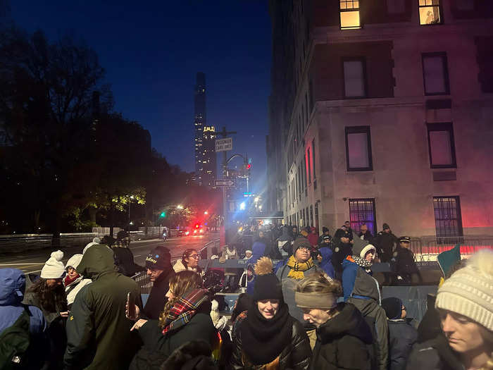 Indeed, as I surfaced from the subway, I was shocked by how many people were already there, waiting in the cold.