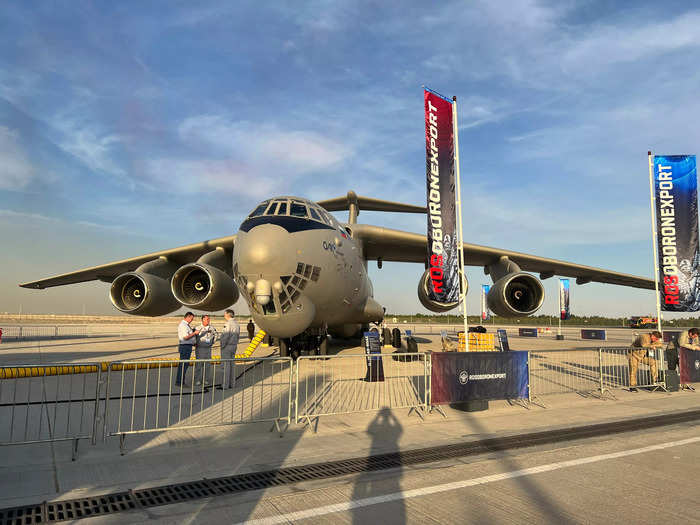 The updated version of the Ilyushin Il-76 airlifter was also attention-grabbing. It is designed to move cargo and personnel. 