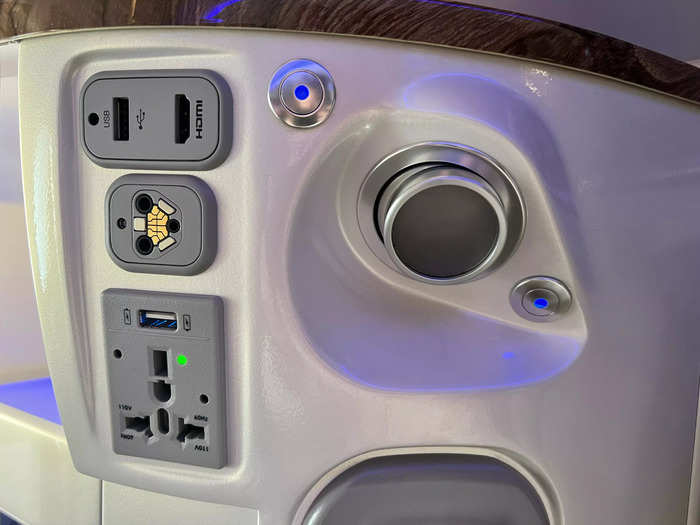 Plus plug sockets, two USB sockets, one for an HDMI cable, and an adjustable air vent.