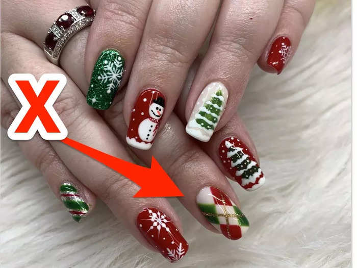 Over-the-top Christmas designs are being swapped for simple styles.