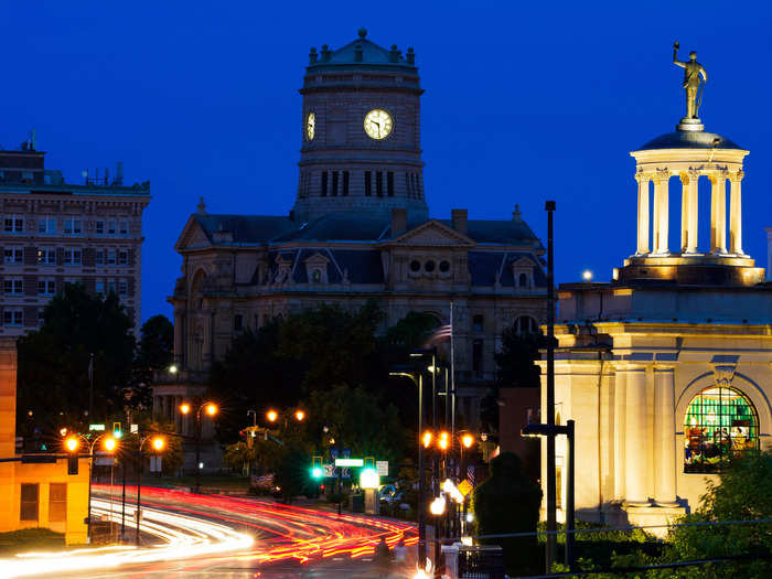 Hamilton, Ohio, will assist recent graduates with their student-loan payments.