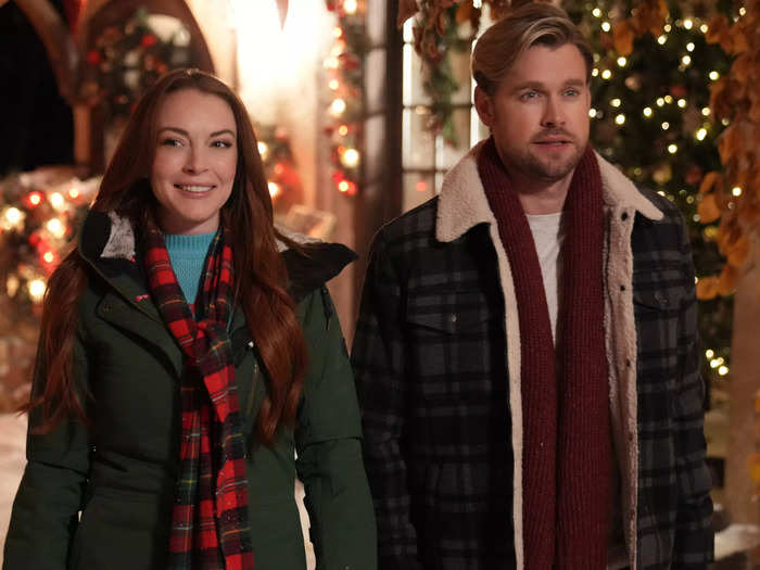 "Falling for Christmas" (2022) – 62%