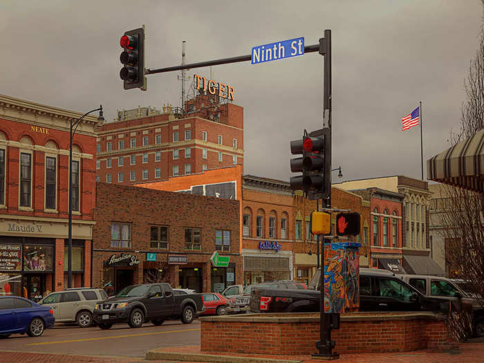 18 (tie). Columbia, Missouri