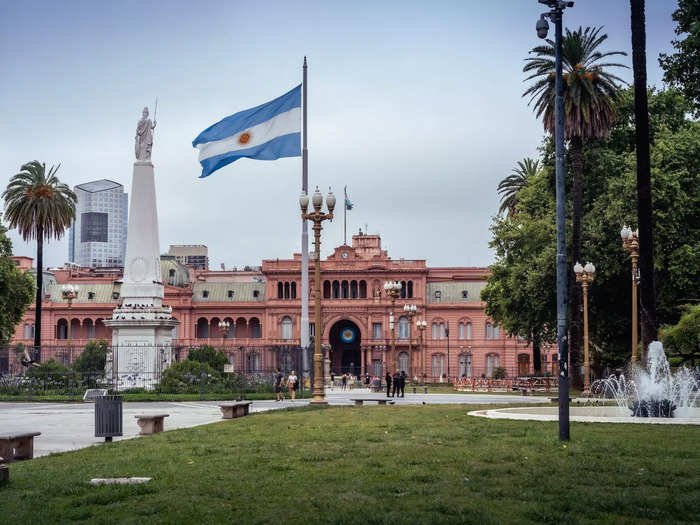 10 (tie). Buenos Aires, Argentina