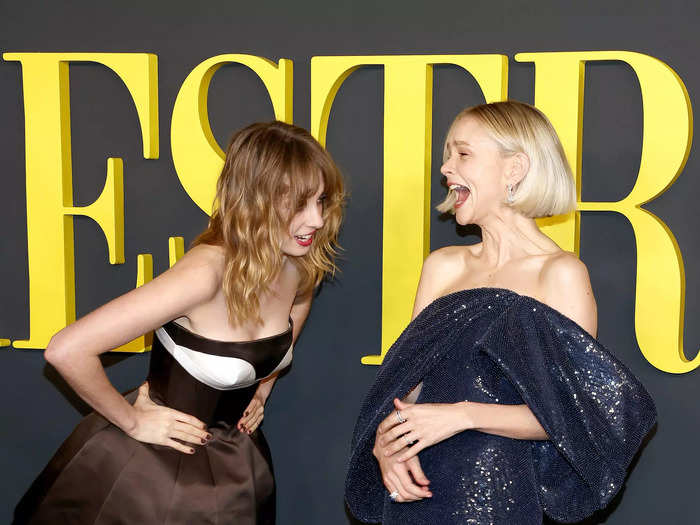 Hawke and Mulligan had a humorous moment on the red carpet.