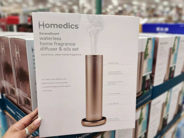 The Homedics aroma diffuser can keep a home smelling fresh.