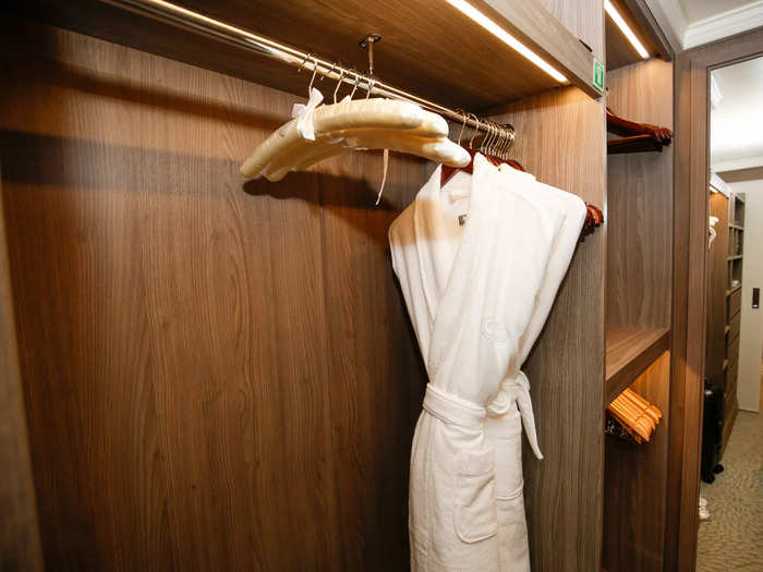 However, the combination of this closet and the drawers in the living room still made for one of the most storage-equipped cabins I’ve ever seen.