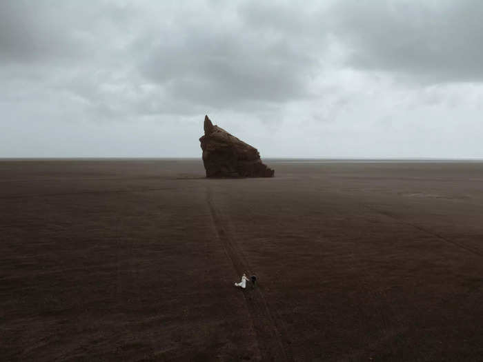 Some of the winning photos were taken in otherworldly locations. This couple looks like they