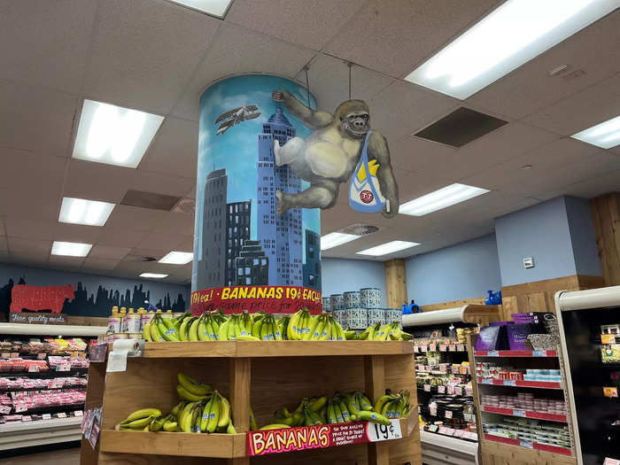 The themed decor in New York City paid tribute to the city