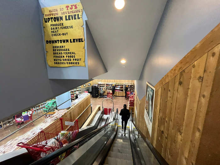 In New York City, the store featured two levels with escalators in between.