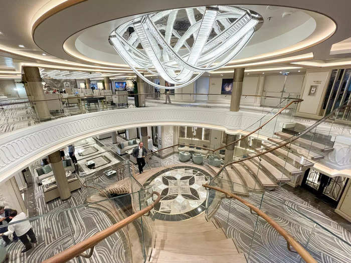 While many cruise giants are cutting back on expenses, Regent Seven Seas is splurging big.