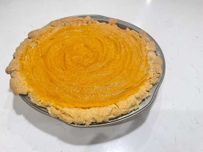 Finally, combine the pie crust, caramel, pumpkin ganache, and streusel and set it overnight. 