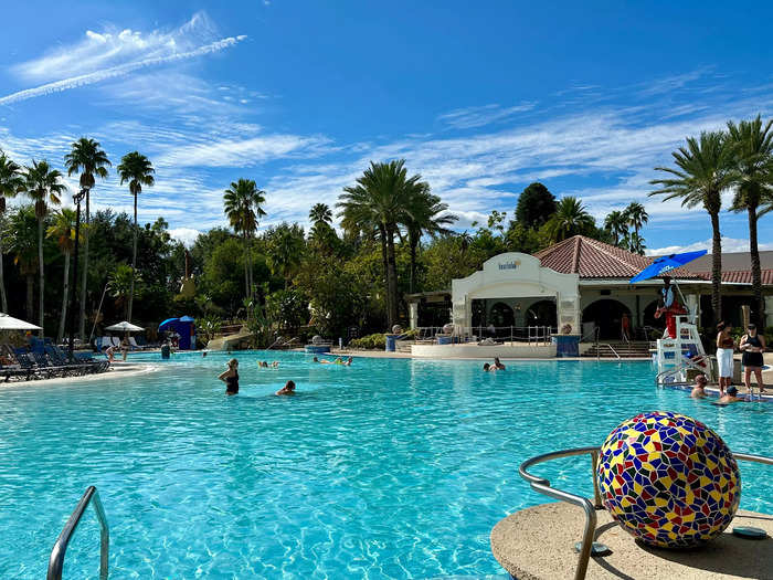 The pool is one of my favorites at Universal Orlando.