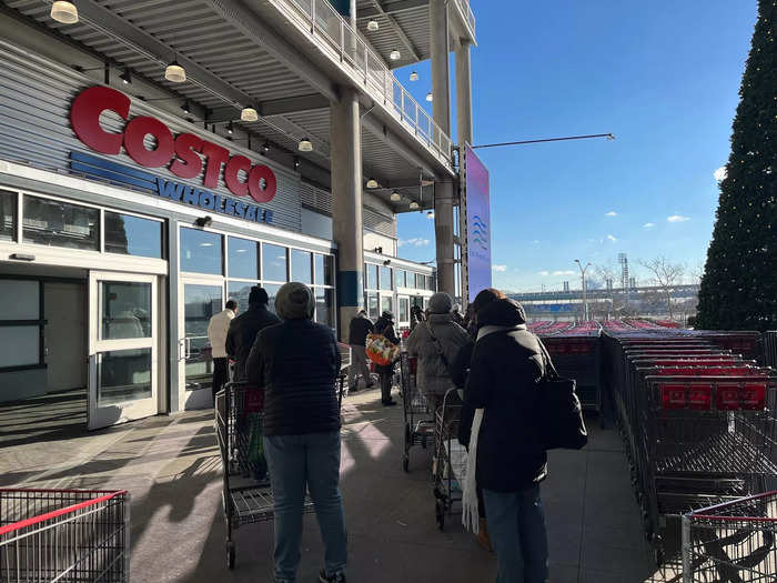 People were already lined up and waiting to get in when I arrived a few minutes before the store opened at 10 a.m. on a Friday in January.