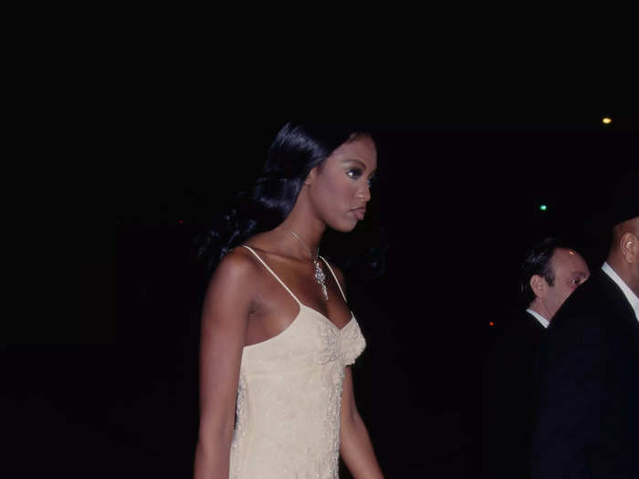 Supermodel Naomi Campbell showed that the slip dress could be glamorous.