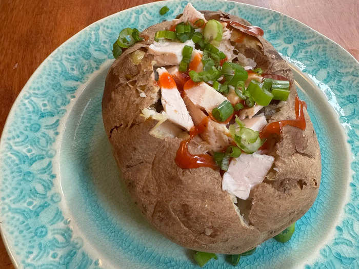 I stuff baked potatoes with chicken, too. 