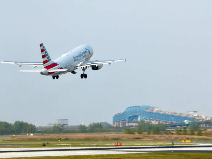 Boston Logan International Airport to Philadelphia International Airport snagged 10th place. 