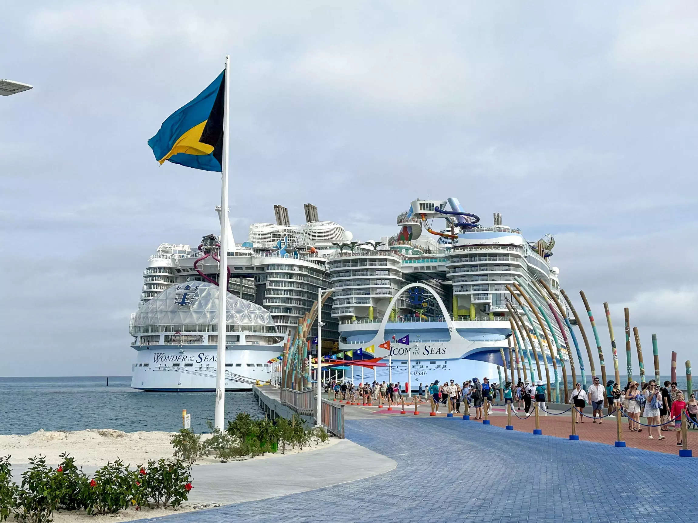 Icon of the Seas and Wonder of the Seas at Perfect Day in CocoCay