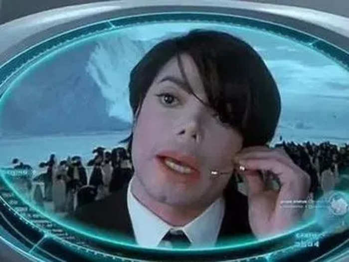 Michael Jackson appeared in"Men in Black II" as an agent in 2002.