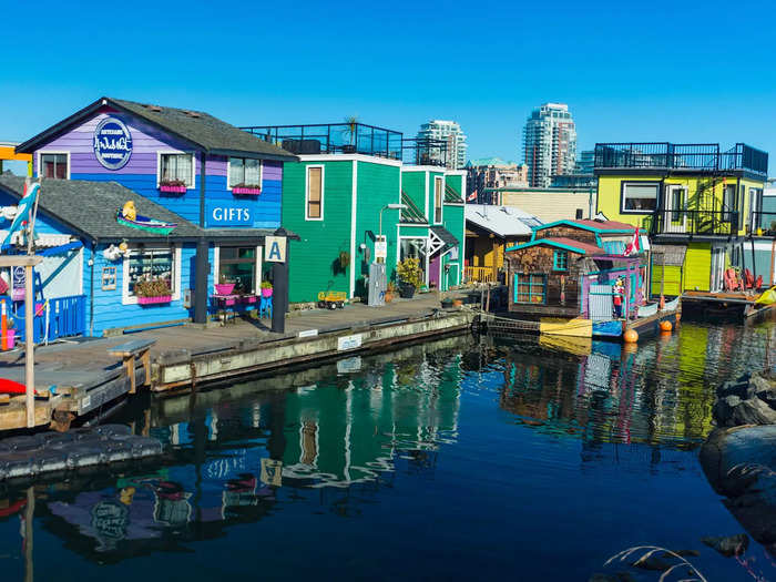 It can be hard to enjoy a meal at the restaurants along the harbor.