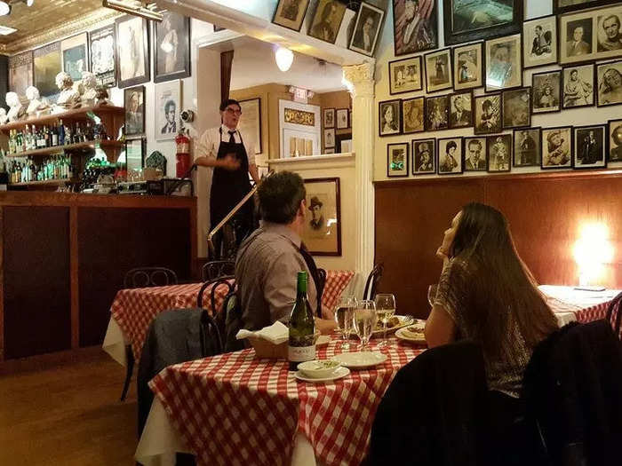 PENNSYLVANIA: Victor Cafe in Philadelphia