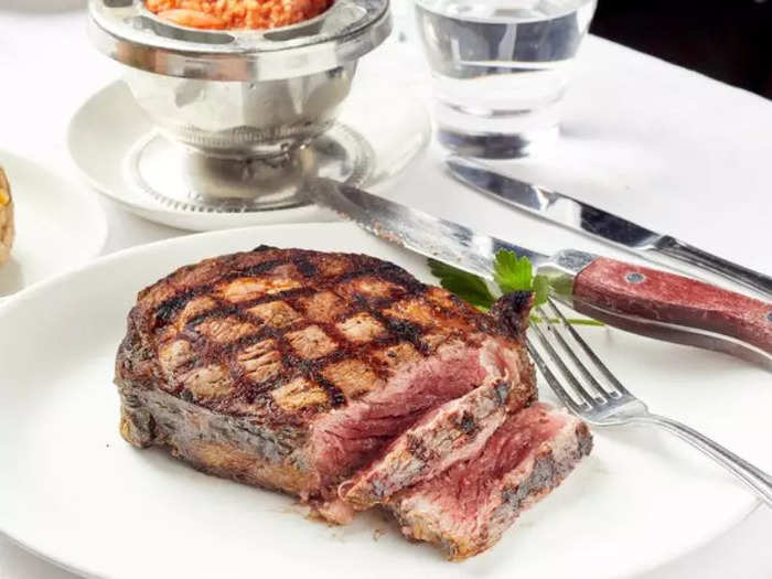 INDIANA: St. Elmo Steak House in Indianapolis