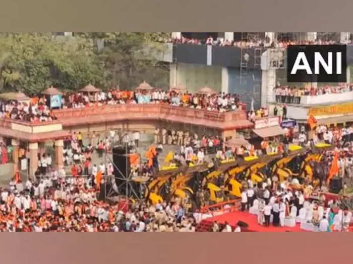 Maratha Reservation Activists Celebrate After Maha Govt Accepts Their