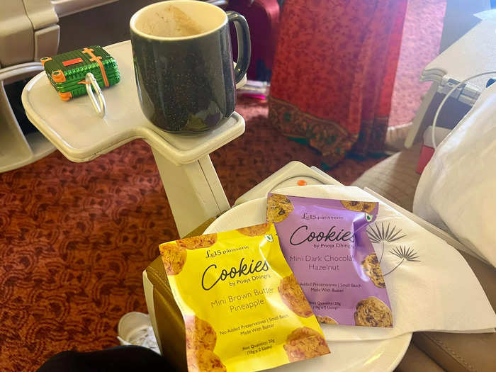 After the last meal, we were about an hour from landing and the flight attendants came by with coffee and cookies before tidying up the cabin.