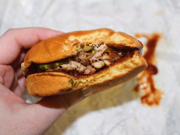 I loved the flavor of the tangy, smoky barbecue sauce and crisp sliced pickles. 
