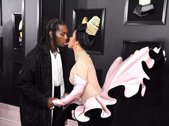 Cardi B and Offset, who were thought to be broken up, made a surprising display of affection on the red carpet in 2019.