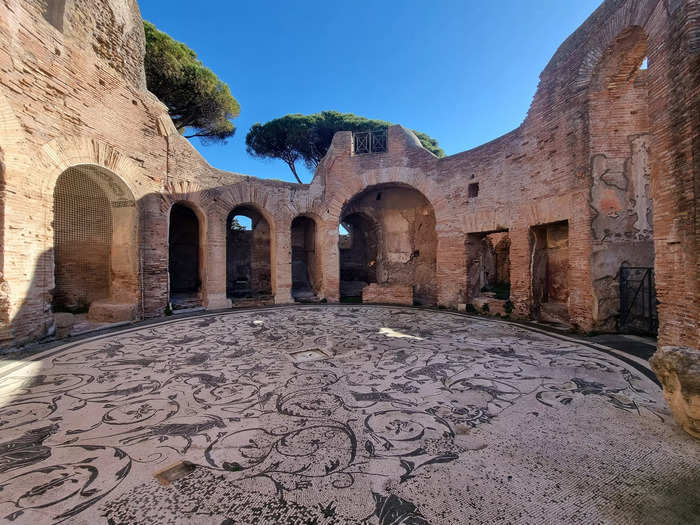 Public baths were commonplace in ancient Rome. 