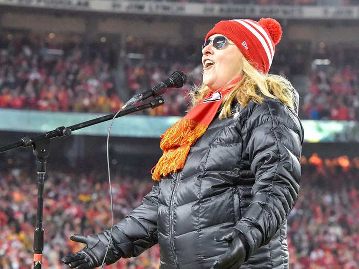 Melissa Etheridge sang the national anthem at a Chiefs game in 2019.