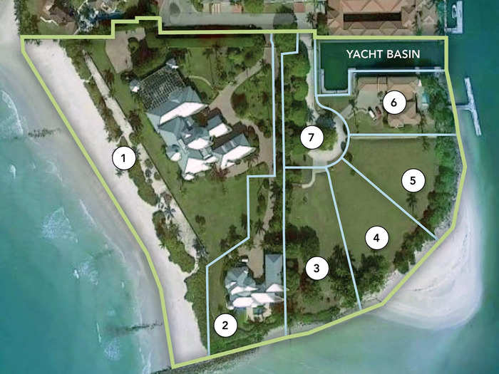 The compound also comes with 1,650 feet of waterfront: 730 feet on the Gulf of Mexico, and around 930 feet on Gordon Pass and Naples Bay.