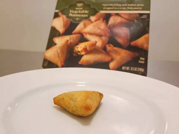 The mini vegetable samosas were a little bland.