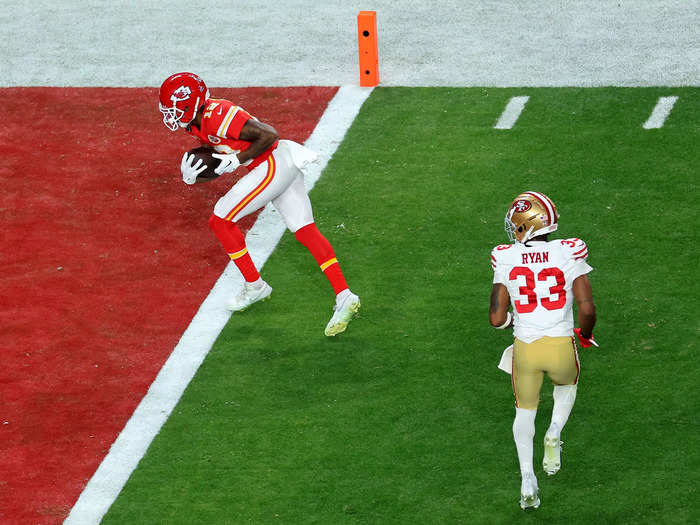 In a dramatic finish, Chiefs wide receiver Mecole Hardman scored the winning touchdown with seconds left in the game.