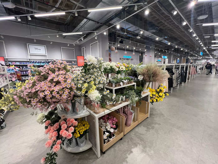 There was also a huge fake-flowers selection. One of the smaller bouquets cost just $2.