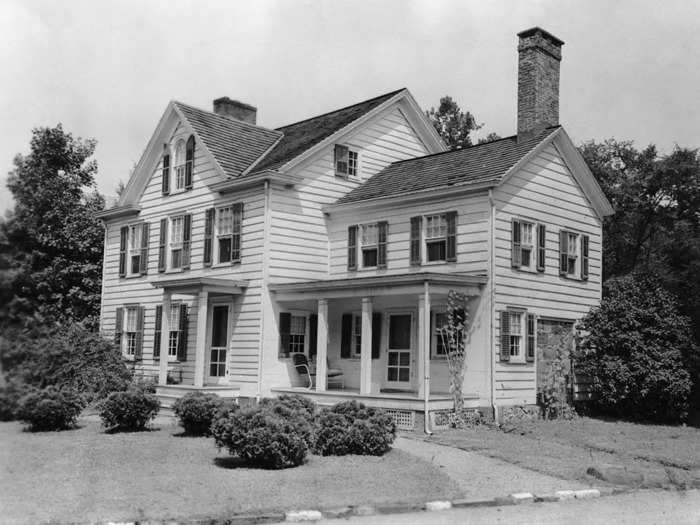 Grover Cleveland was born in a two-story house in Caldwell, New Jersey.