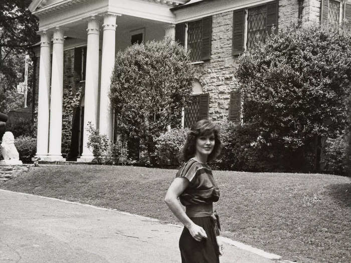 June 7, 1982: Priscilla opens Graceland as a tourist attraction in order to help salvage Elvis