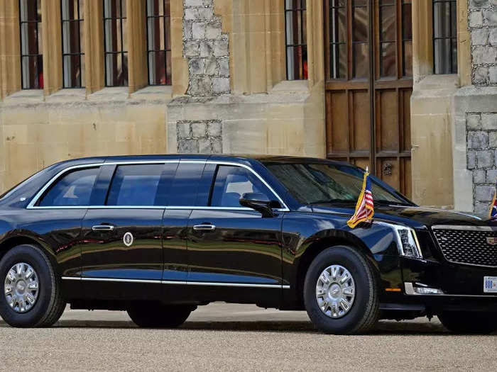 When abroad, the presidential limousine flies the American flag and the flag of the host country.