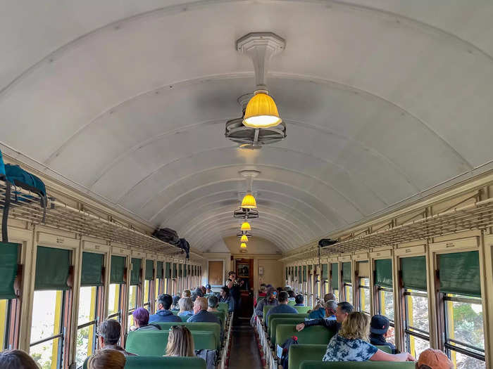 Around 3 p.m., I headed back to the train. This time, I was sitting in a Pullman car. 