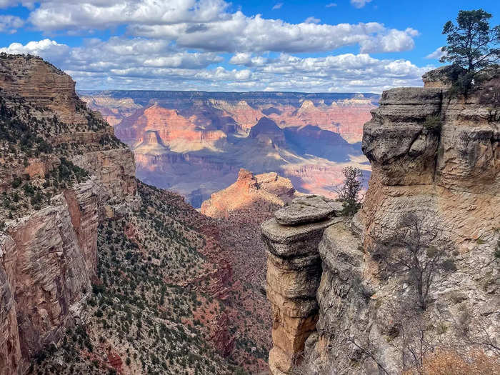 Once done, I ended my afternoon with a snack and some final views of the canyon.