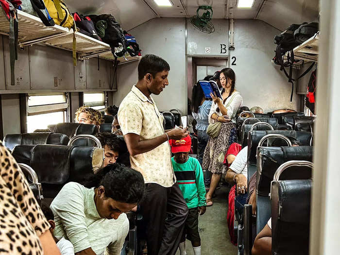 When I got on the first car of the train, it was already chock full of passengers.