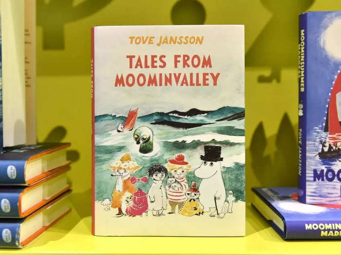 The phrase "Olla kaikki muumit laaksossa" references the Finnish "Moomin" children