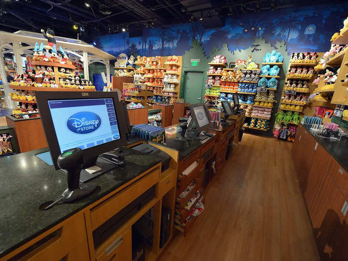 The modern design remained until the Disney Store as most fans knew it closed in 2021.