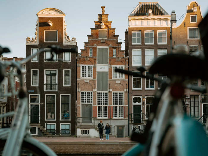 No engagement shoot in Amsterdam would be complete without bicycles.