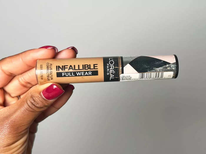 The L’Oreal Paris Infallible full-wear concealer effortlessly covers imperfections and dark circles.