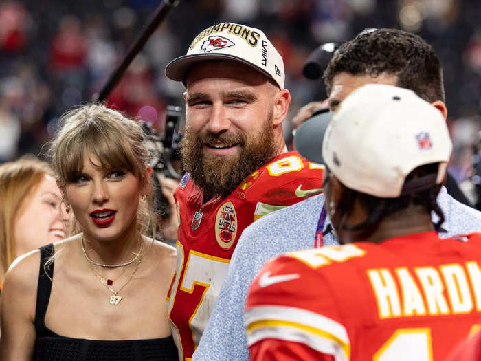 Her necklaces stood out at the Super Bowl, and rightfully so. Together, they cost over $18,000.